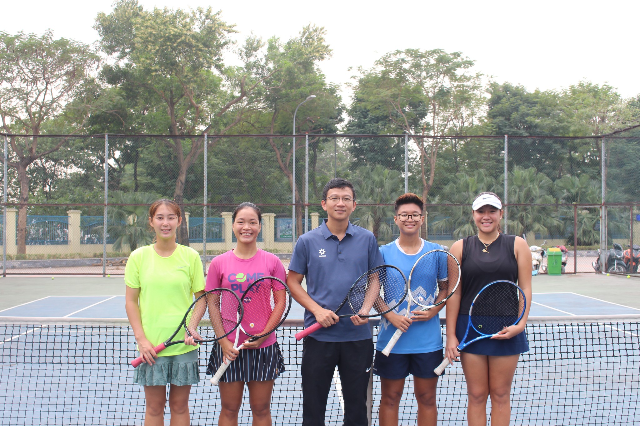 Không khí luyện tập và quyết tâm cao độ của Đội tuyển Billie Jean King Cup 2024