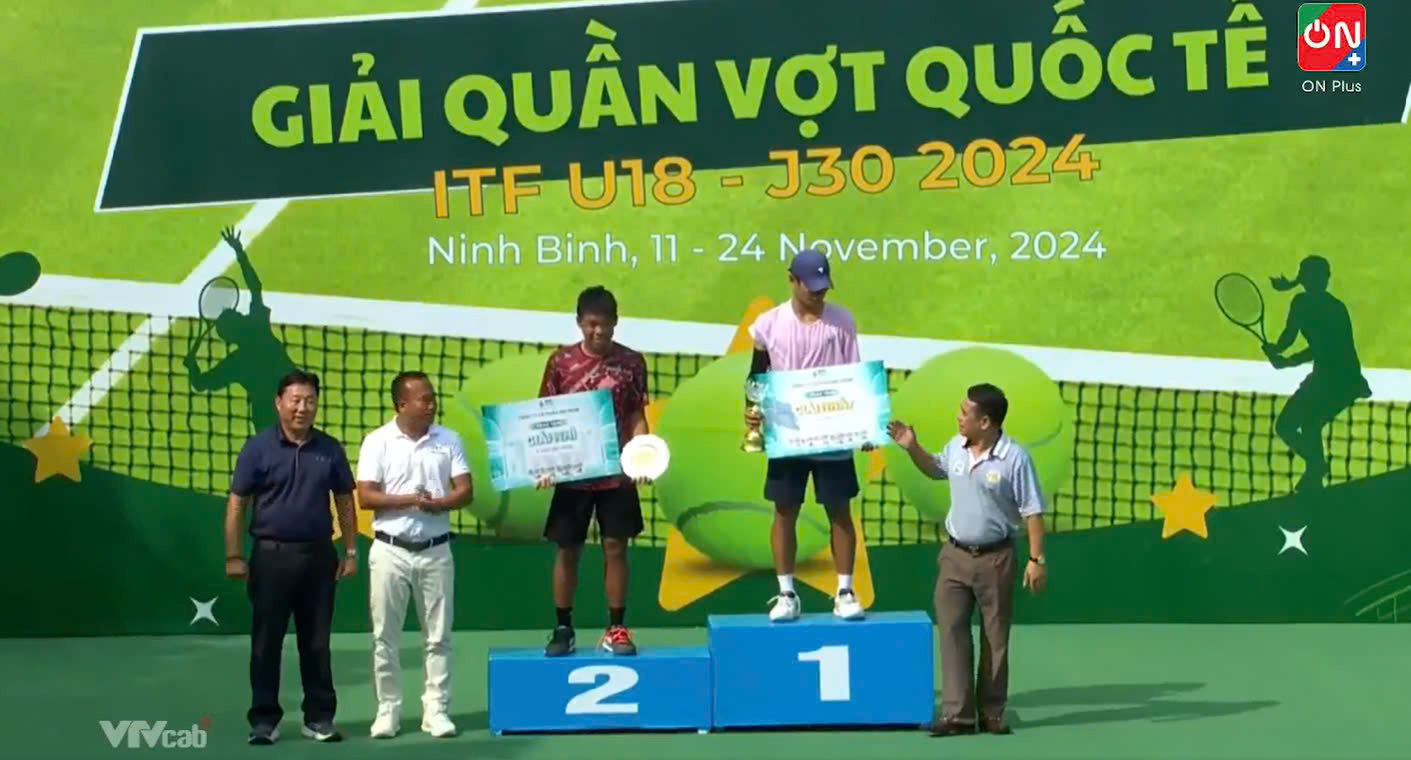 Trao giải Đơn Nam, Đơn Nữ tại Giải ITF U18 – J30 Ninh Bình 1
